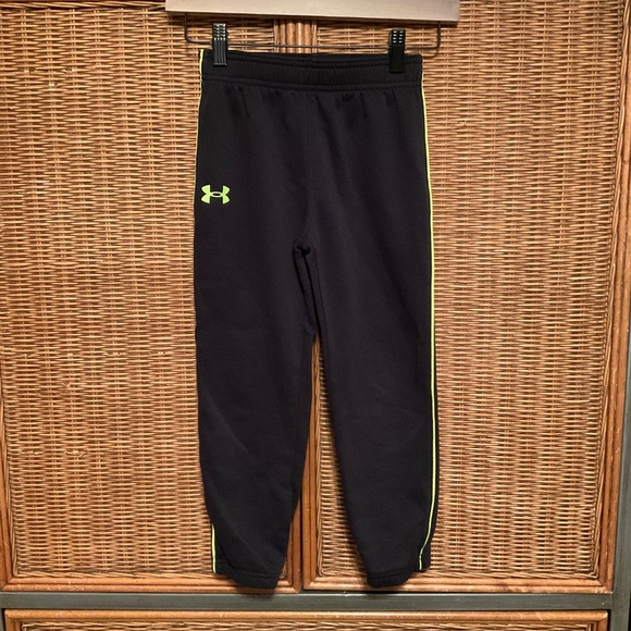 Under armor boys set jogger and sweat shirt set size 6 - Picture 4 of 8